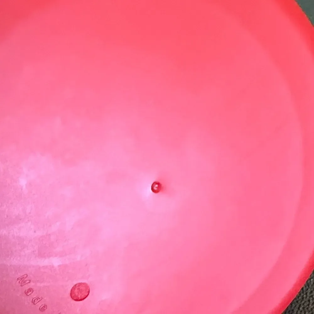 Pampered Chef Vibrant Red Popcorn Maker Microwave silicone